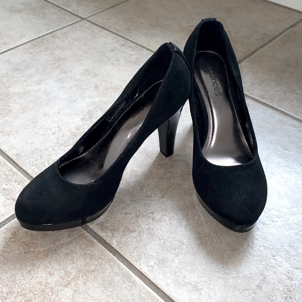 Maurice’s Size 8 Black Matte Heels